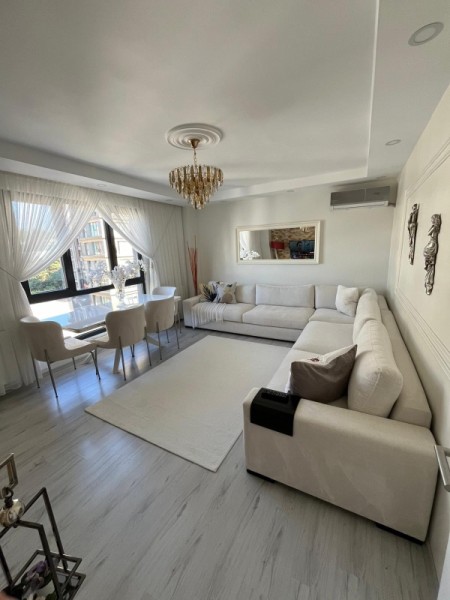 Alibeyköy Cep Otogarına Yakın 2+1 Otoparklı Butik Site'de Satılık Daire