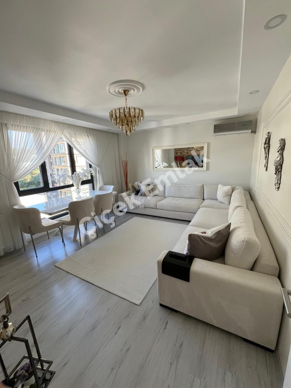 Alibeyköy Cep Otogarına Yakın 2+1 Otoparklı Butik Site'de Satılık Daire