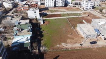 YILMAZ EMLAK'TAN MENDERES MAH. SATILIK 1281m² DOĞU CEPHELİ ARSA