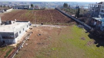 YILMAZ EMLAK'TAN MENDERES MAH. SATILIK 1281m² DOĞU CEPHELİ ARSA