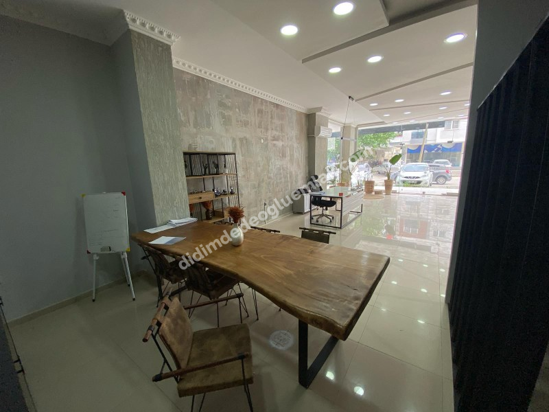 DİDİM MERKEZDE İŞLEK KONUMDA 300 M2 DEPOLU DÜKKAN UYGUN FİYAT