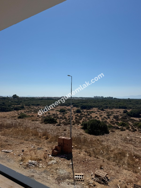 DİDİM EFELER MAHALLESİ'NDE STADYUM BÖLGESİNDE SATILIK 1+1 DAİRE