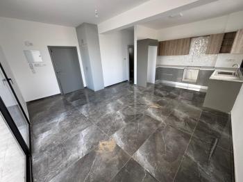 Lefkoşa K.Kaymaklı'da ASANSÖRLÜ YENİ 2+1 SATILIK PENTHOUSE