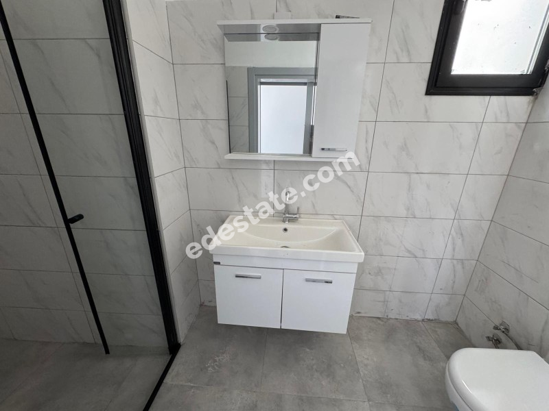 Lefkoşa K.Kaymaklı'da ASANSÖRLÜ YENİ 2+1 SATILIK PENTHOUSE