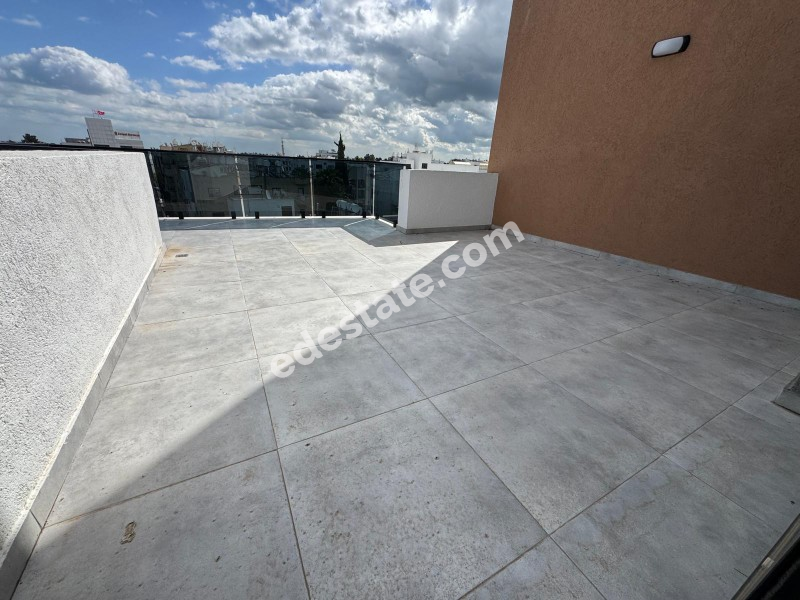 Lefkoşa K.Kaymaklı'da ASANSÖRLÜ YENİ 2+1 SATILIK PENTHOUSE