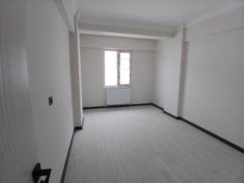 GÜVENAY - ÇORUM GÜLABİBEY GÜLÜM DÜĞÜN SALONU CİVARI SATILIK 3+1 DAİRE