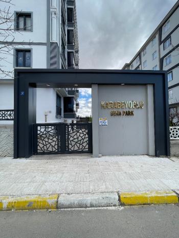 GÜVENAY – ÇORUM  ÜÇTUTLAR  MAH.ÇEVREYOLU ÜZERİ 3+1 SIFIR DAİRELER
