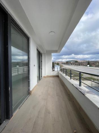 GÜVENAY - ÇORUM ÜÇTUTLAR MAH. ÇEVRE YOLU ÜZERİ SATILIK 3+1 DAİRE 