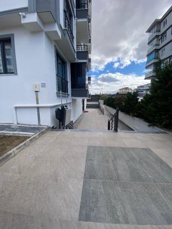 GÜVENAY - ÇORUM ÜÇTUTLAR MAH. ÇEVRE YOLU BULVARI   3+1  SATILIK DAİRE 