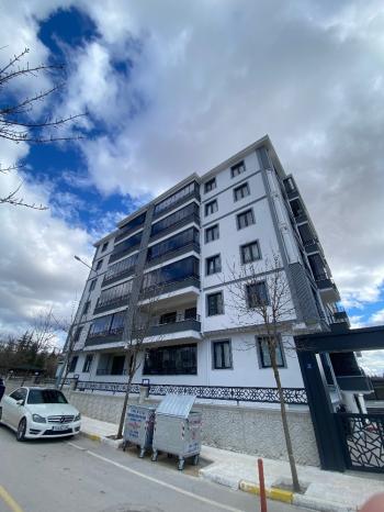 GÜVENAY - ÇORUM ÜÇTUTLAR MAH. ÇEVRE YOLU BULVARI   3+1  SATILIK DAİRE 