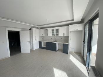 GÜVENAY - ÇORUM ÜÇTUTLAR MAH. ÇEVRE YOLU BULVARI  3+1 SATILIK DAİRE 