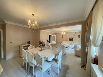 AFYON ÜÇOK EMLAKTAN UYDUKENT YEŞİLYURT MAH SATILIK VİLLA 