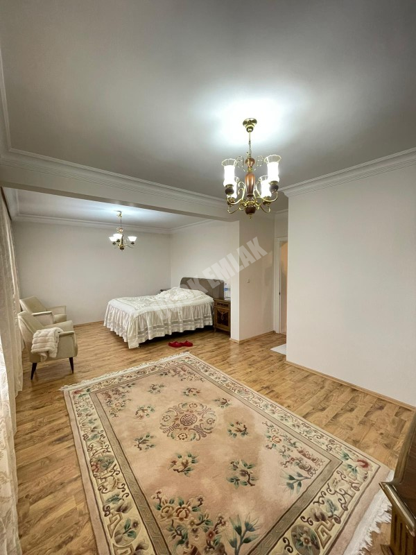 AFYON ÜÇOK EMLAKTAN UYDUKENT YEŞİLYURT MAH SATILIK VİLLA 