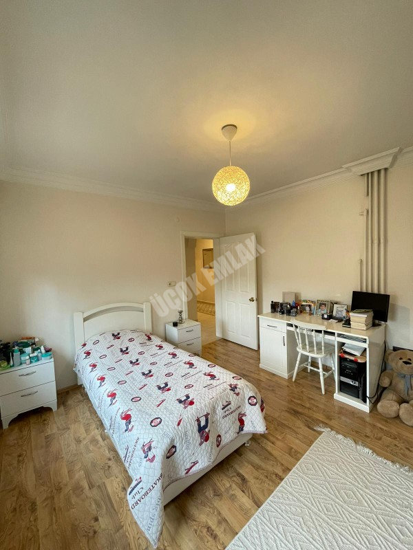 AFYON ÜÇOK EMLAKTAN UYDUKENT YEŞİLYURT MAH SATILIK VİLLA 