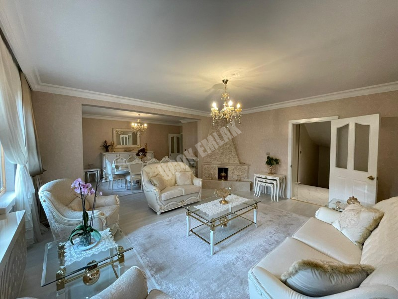 AFYON ÜÇOK EMLAKTAN UYDUKENT YEŞİLYURT MAH SATILIK VİLLA 