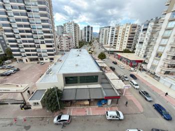 ALYANS'TAN GMK ÜZERİ TABELA DEĞERİ YÜKSEK İSTER OFİS İSTER DAİRE