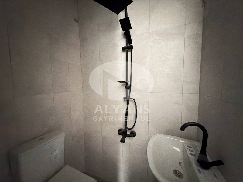 ALYANS'TAN GMK ÜZERİ TABELA DEĞERİ YÜKSEK İSTER OFİS İSTER DAİRE