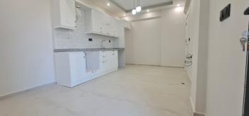HİSAR MAHALLESİNDE ÖNÜ AÇIK CADDE ÜZERİNDE - ASANSÖRLÜ 2+1 SATILIK DAİRE