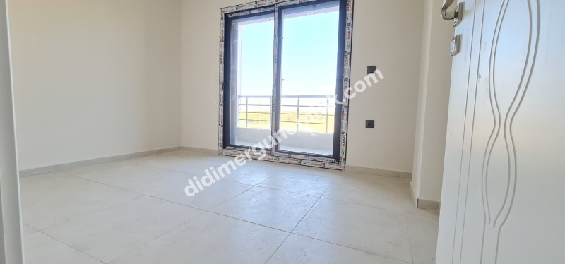 HİSAR MAHALLESİNDE ÖNÜ AÇIK CADDE ÜZERİNDE - ASANSÖRLÜ 2+1 SATILIK DAİRE