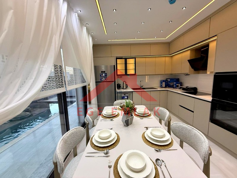 Didim'de Satılık Tam Müstakil 4+1 Villa