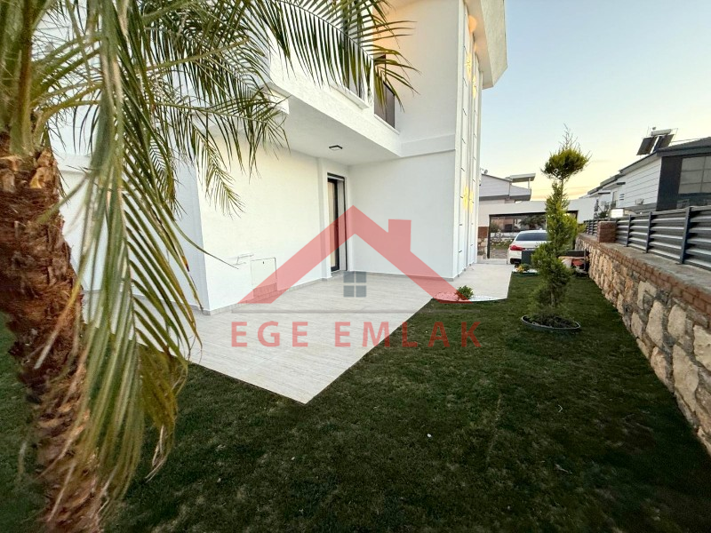 Didim'de Satılık Tam Müstakil 4+1 Villa