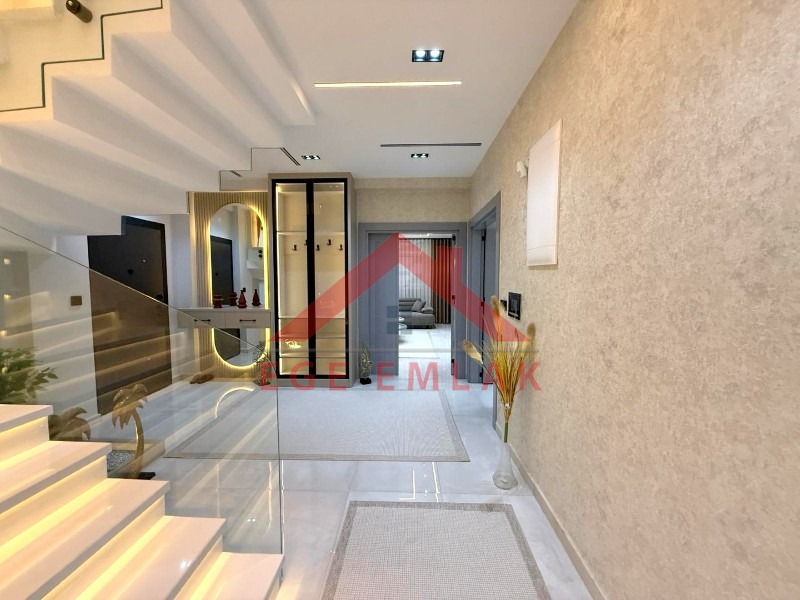 Didim'de Satılık Tam Müstakil 4+1 Villa