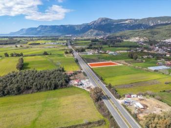 Ula Ataköy’de Ana Yola Cepheli 4.496 m² Ticari İmarlı Satılık Arsa