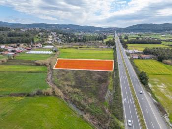 Ula Ataköy’de Ana Yola Cepheli 4.496 m² Ticari İmarlı Satılık Arsa