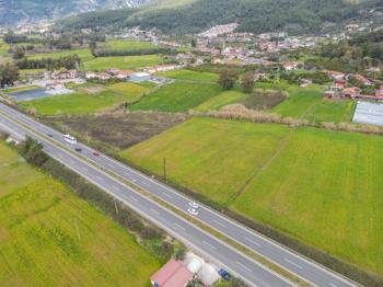 Ula Ataköy’de Ana Yola Cepheli 4.496 m² Ticari İmarlı Satılık Arsa