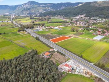 Ula Ataköy’de Ana Yola Cepheli 4.496 m² Ticari İmarlı Satılık Arsa