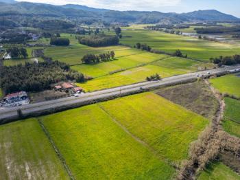 Ula Ataköy’de Ana Yola Cepheli 4.496 m² Ticari İmarlı Satılık Arsa