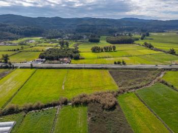 Ula Ataköy’de Ana Yola Cepheli 4.496 m² Ticari İmarlı Satılık Arsa