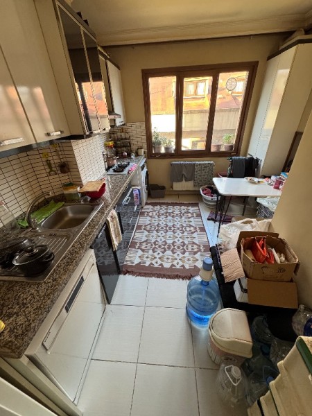 Alibeyköy Çarşı İçi Mısıra Yakın 2+1 Asansörlü Balkonlu Arakat Satılık Daire