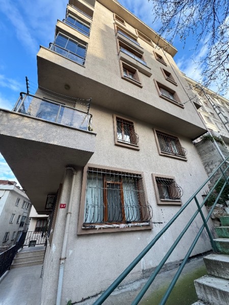Alibeyköy Çarşı İçi Mısıra Yakın 2+1 Asansörlü Balkonlu Arakat Satılık Daire
