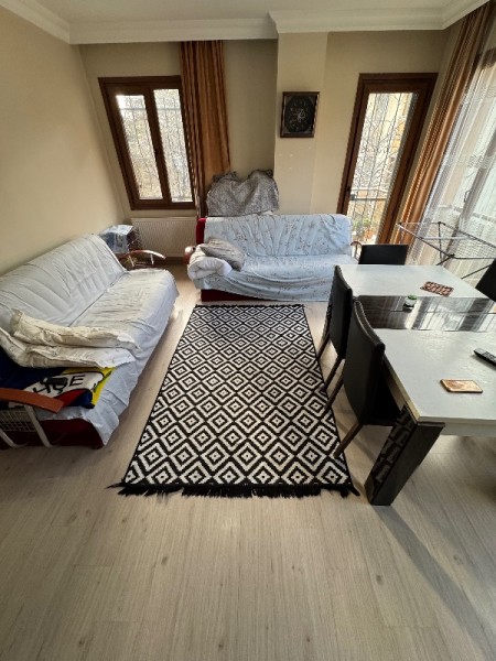 Alibeyköy Çarşı İçi Mısıra Yakın 2+1 Asansörlü Balkonlu Arakat Satılık Daire