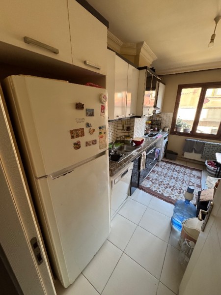 Alibeyköy Çarşı İçi Mısıra Yakın 2+1 Asansörlü Balkonlu Arakat Satılık Daire