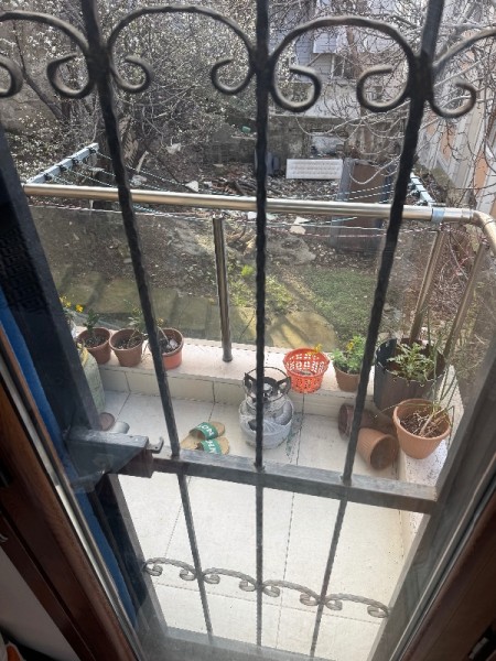 Alibeyköy Çarşı İçi Mısıra Yakın 2+1 Asansörlü Balkonlu Arakat Satılık Daire