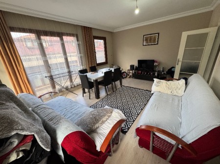 Alibeyköy Çarşı İçi Mısıra Yakın 2+1 Asansörlü Balkonlu Arakat Satılık Daire