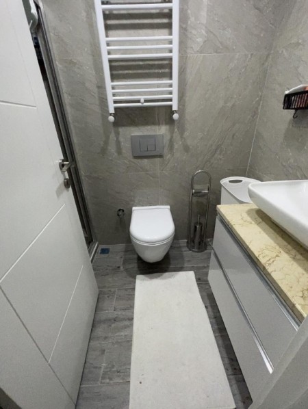 Çırçır'da Metro'ya 5 Dk Otoparklı Güvenlikli Site'de Eşyalı Kiralık Daire