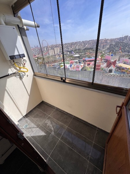 Yeşilpınar'da Otoparklı Yeni Bina'da 6.Kat Manzaralı 2+1 Satılık Daire