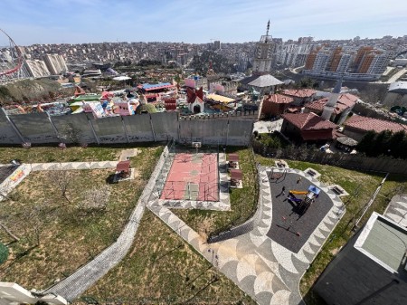 Yeşilpınar'da Otoparklı Yeni Bina'da 6.Kat Manzaralı 2+1 Satılık Daire