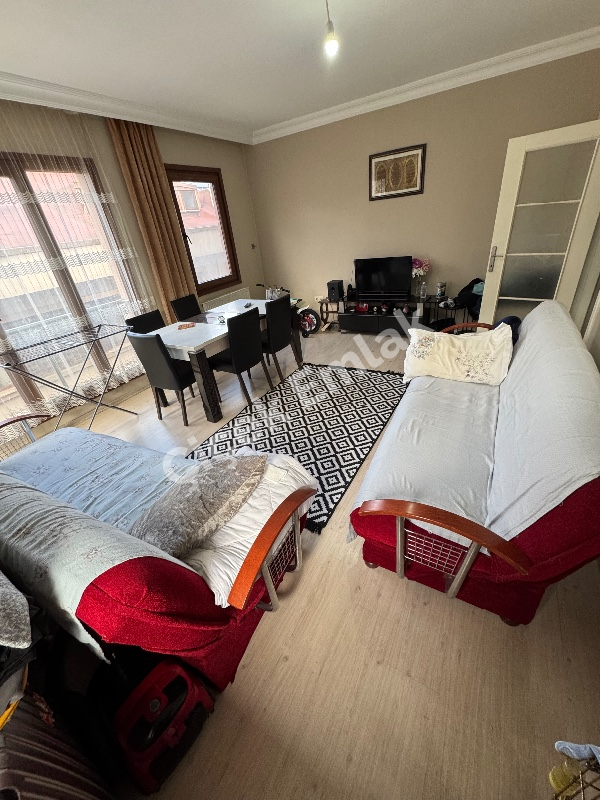 Alibeyköy Çarşı İçi Mısıra Yakın 2+1 Asansörlü Balkonlu Arakat Satılık Daire