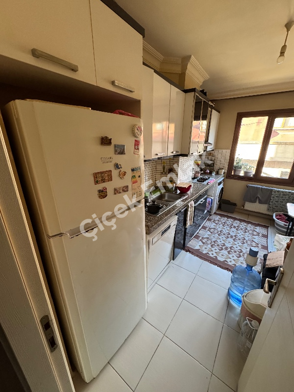 Alibeyköy Çarşı İçi Mısıra Yakın 2+1 Asansörlü Balkonlu Arakat Satılık Daire
