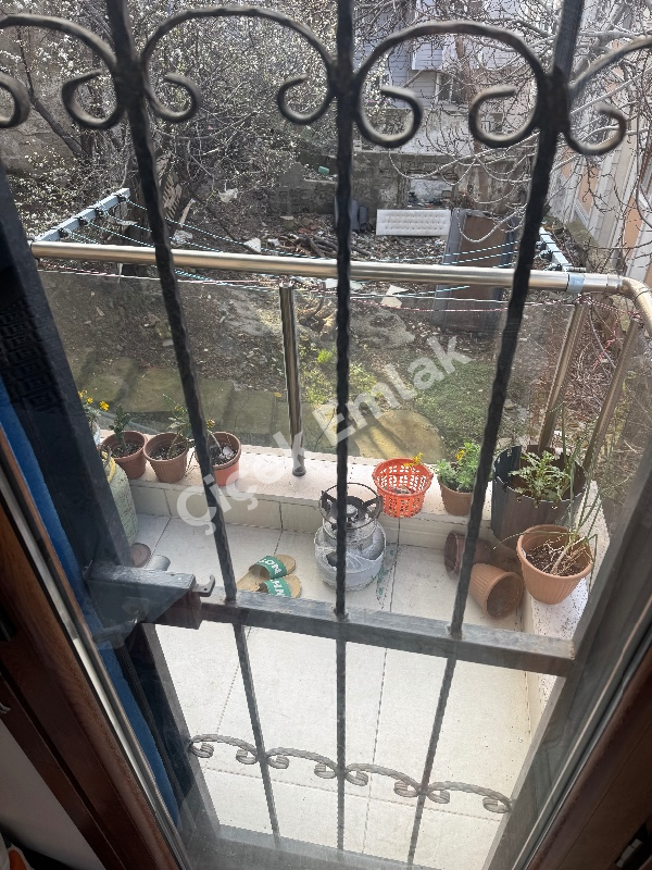 Alibeyköy Çarşı İçi Mısıra Yakın 2+1 Asansörlü Balkonlu Arakat Satılık Daire