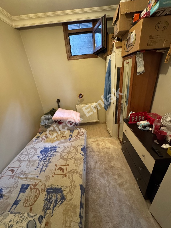 Alibeyköy Çarşı İçi Mısıra Yakın 2+1 Asansörlü Balkonlu Arakat Satılık Daire