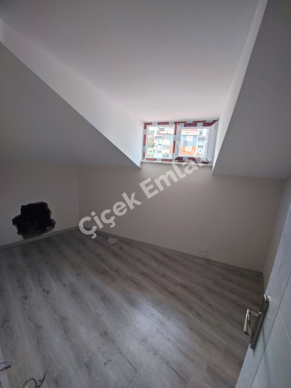 Alibeyköy Çarşı İçine Yakın 4+1 Sıfır Satılık Dubleks