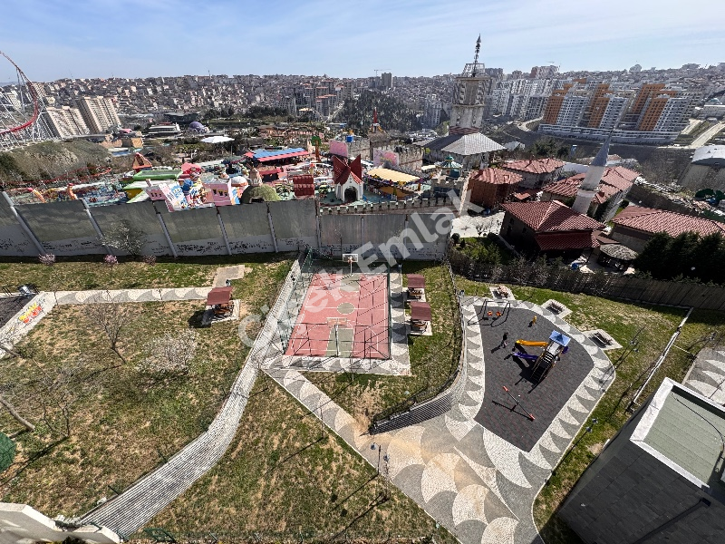 Yeşilpınar'da Otoparklı Yeni Bina'da 6.Kat Manzaralı 2+1 Satılık Daire