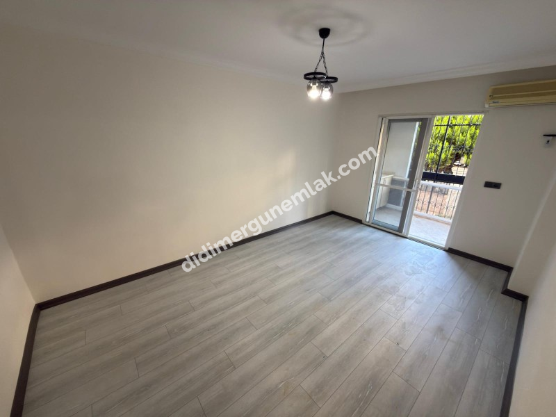 DİDİM ALTINKUM’DA DENİZE SADECE 150 METRE MESAFEDE GENİŞ VE KONFORLU 2+1 SATILIK DAİRE