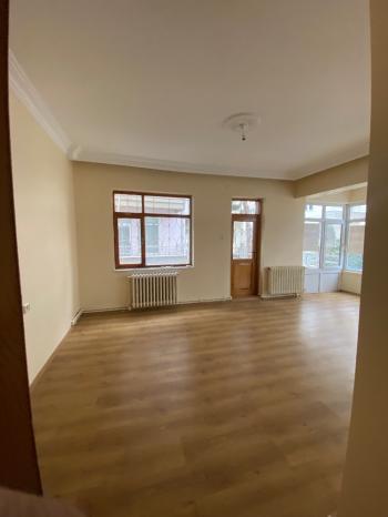 GÜVENAY -  ÇORUM KARAKEÇİLİ ATATÜRK LİSESİ ARKASI 3+1 SATILIK DAİRE