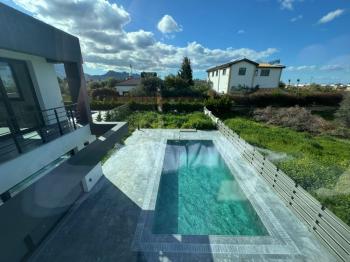  GİRNE  ÇATALKÖY'DE   SATILIK HAVUZLU VİLLA 